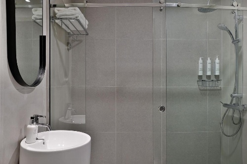 Residence Inn by Marriott Sheikh Zayed Road, Dubai image 3